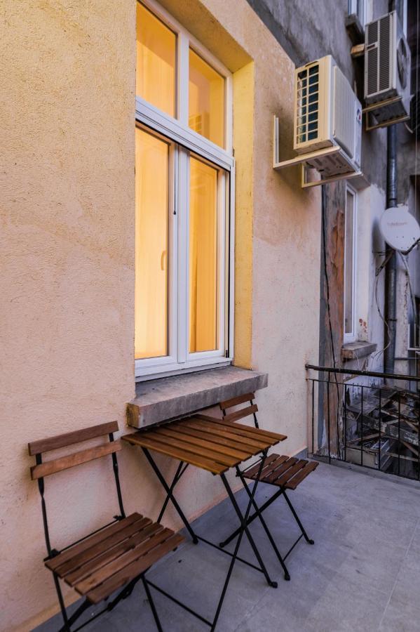 New Black & White - 2Bdr Apartment With Balcony Sofia Exterior foto